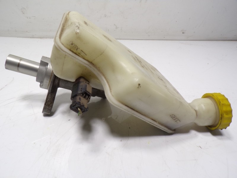 Recambio de bomba freno para citroën c3 1.4 hdi referencia OEM IAM 4601W8 0204054032 0204054032