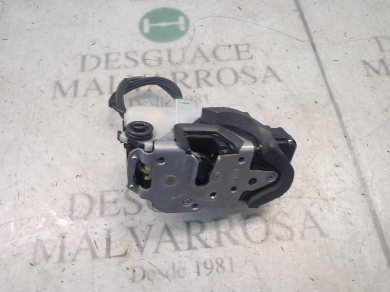 Recambio de cerradura puerta trasera derecha para opel insignia sports tourer selective referencia OEM IAM 13578025  