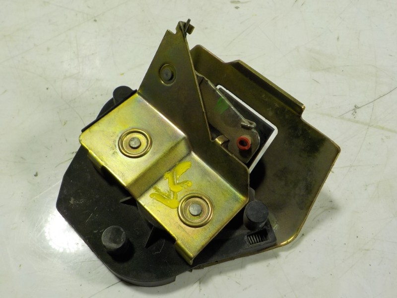 Recambio de cerradura puerta lateral derecha para peugeot partner (s2) 2.0 hdi cat referencia OEM IAM   