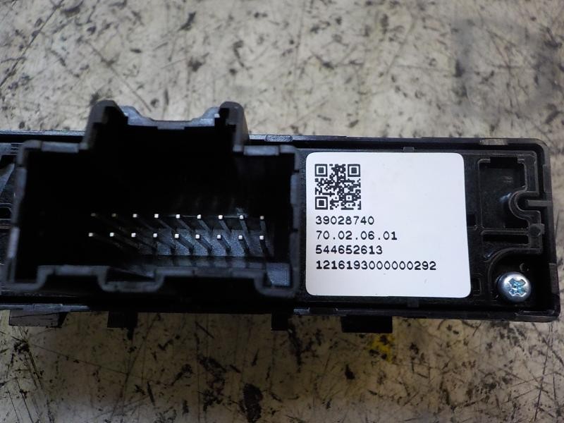 Recambio de modulo electronico para opel astra k lim. 5türig 1.0 12v referencia OEM IAM 39028740 39028740 