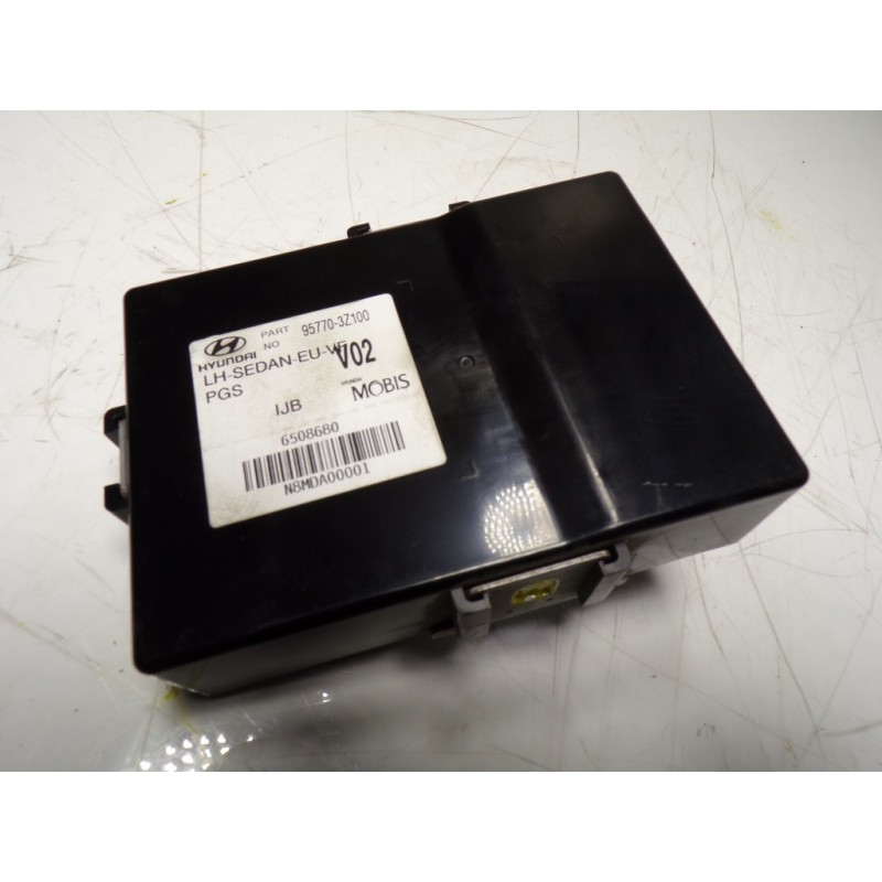 Recambio de modulo electronico para hyundai i40 1.7 crdi cat referencia OEM IAM 957703Z100 957703Z100 