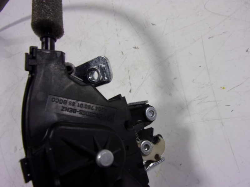 Recambio de cerradura maletero / porton para mercedes-benz clase c (w204) lim. 2.1 cdi cat referencia OEM IAM A2047500185 A20475