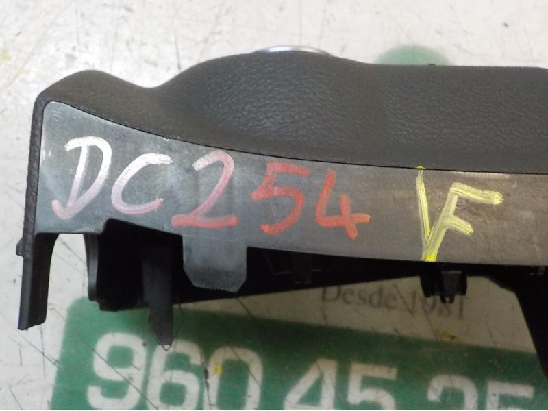 Recambio de mando luces para opel astra j lim. selective referencia OEM IAM 13268703 13268703 