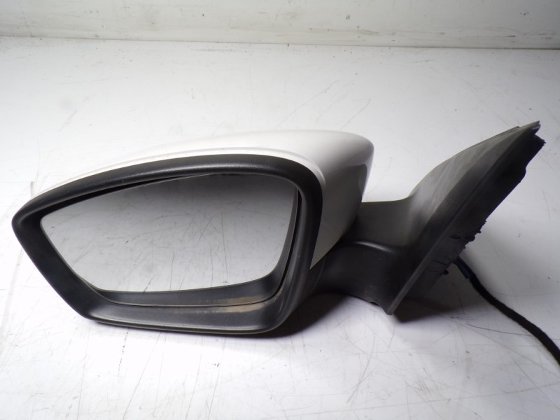 Recambio de espejo izquierdo para skoda rapid 1.6 tdi dpf referencia OEM IAM 5JB857507C9B9 5JB857407F 