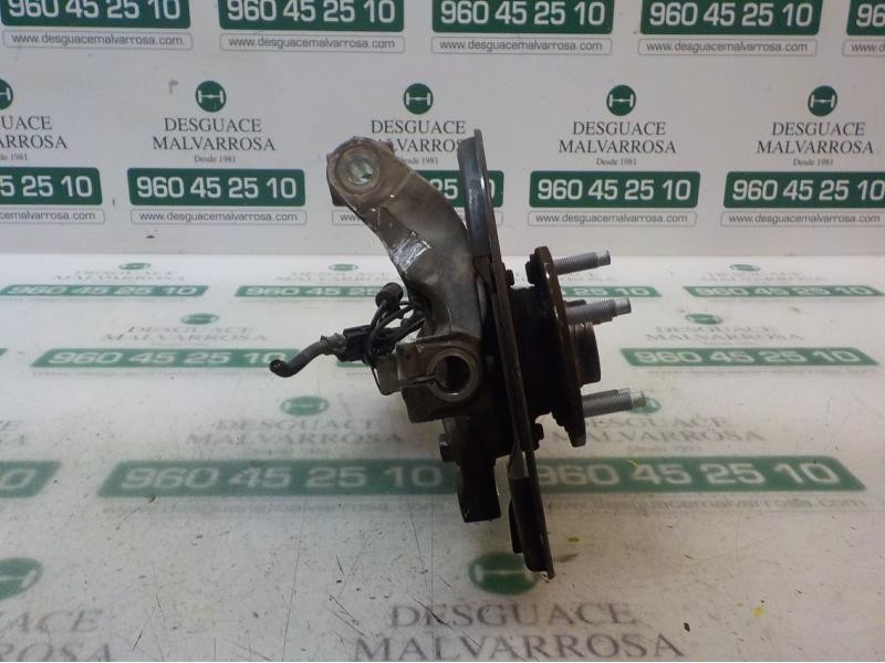 Recambio de mangueta delantera derecha para opel astra j lim. selective referencia OEM IAM 13319481  