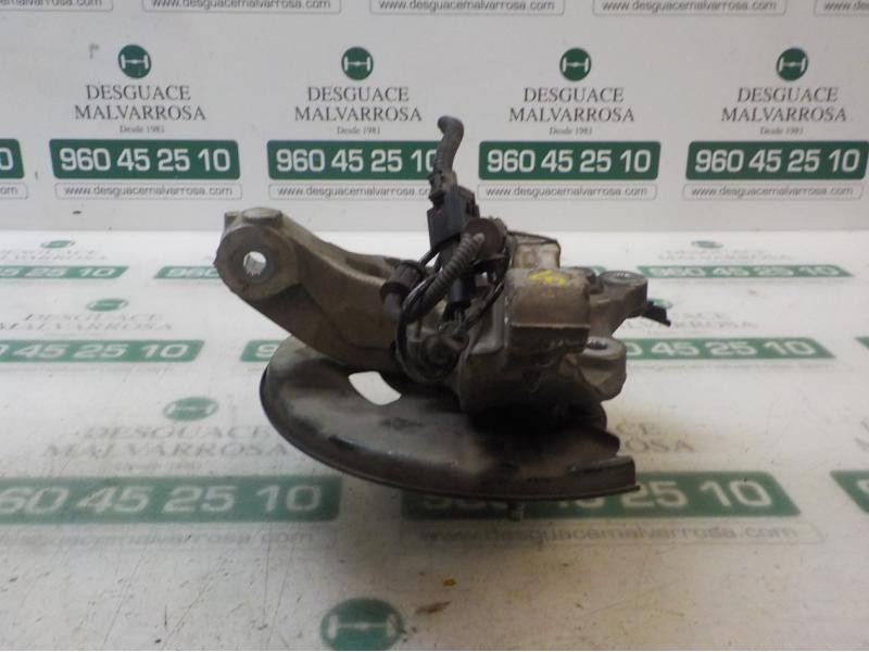 Recambio de mangueta delantera derecha para opel astra j lim. selective referencia OEM IAM 13319481  