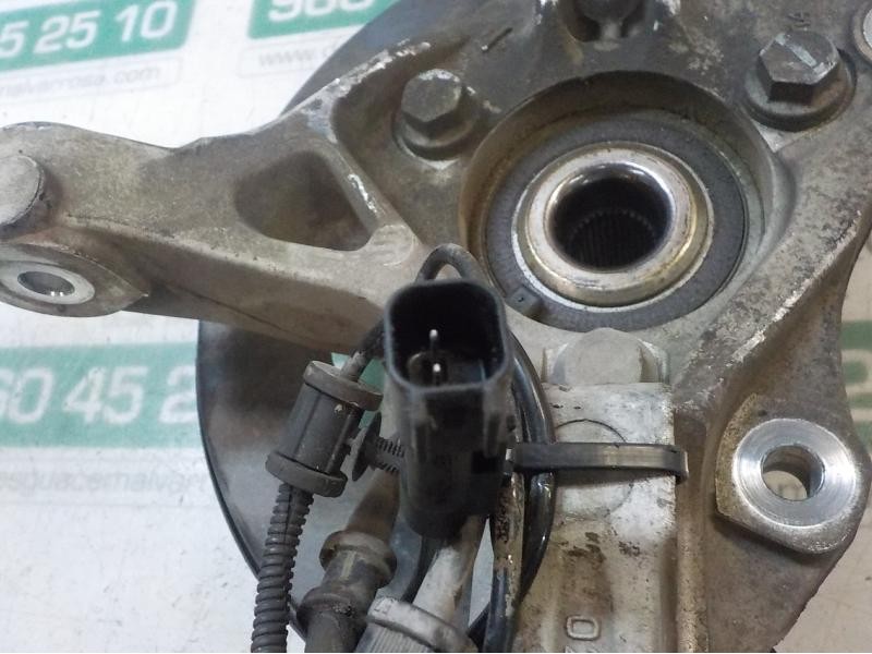 Recambio de mangueta delantera derecha para opel astra j lim. selective referencia OEM IAM 13319481  