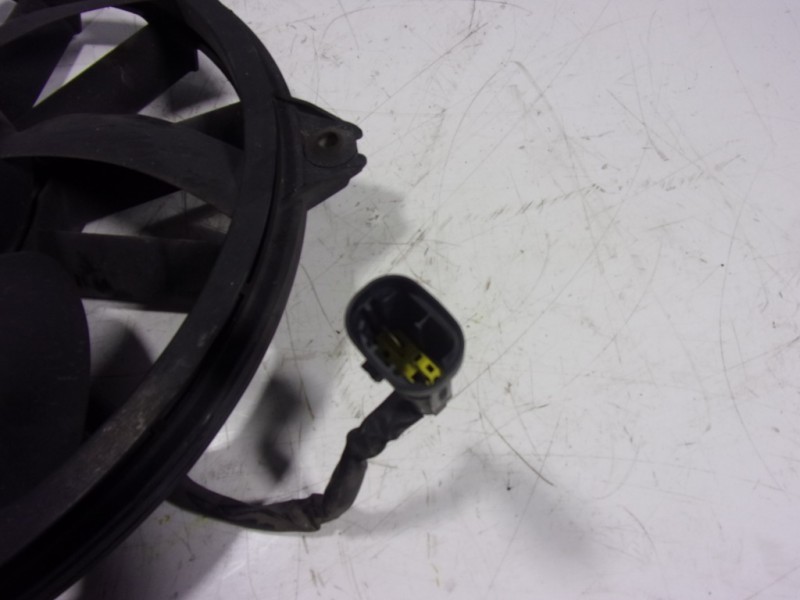 Recambio de electroventilador para peugeot 308 1.6 16v hdi fap referencia OEM IAM 1253K4  