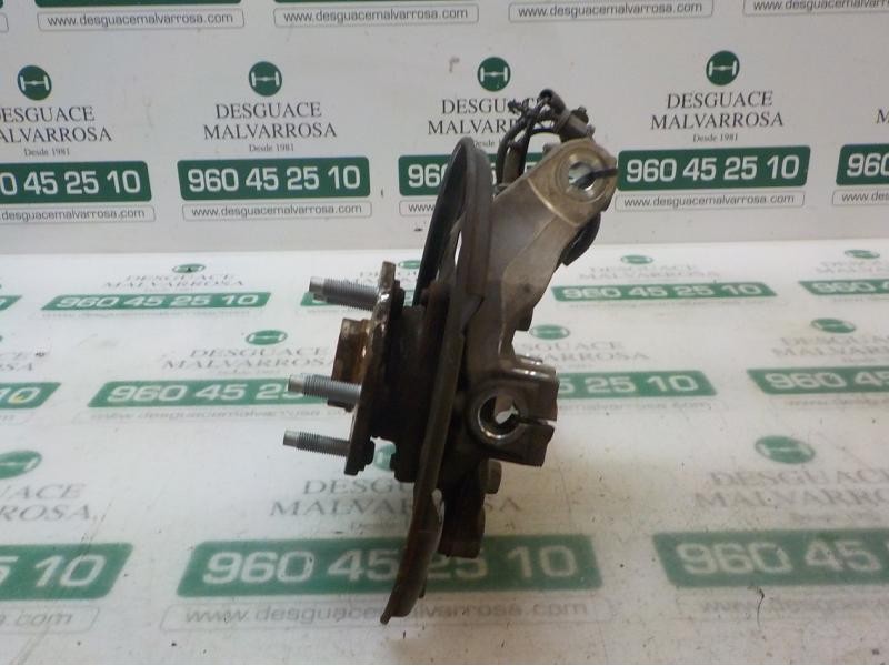Recambio de mangueta delantera izquierda para opel astra j lim. selective referencia OEM IAM 13319480  