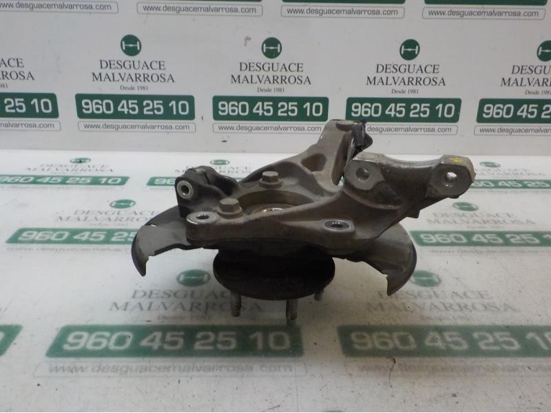 Recambio de mangueta delantera izquierda para opel astra j lim. selective referencia OEM IAM 13319480  