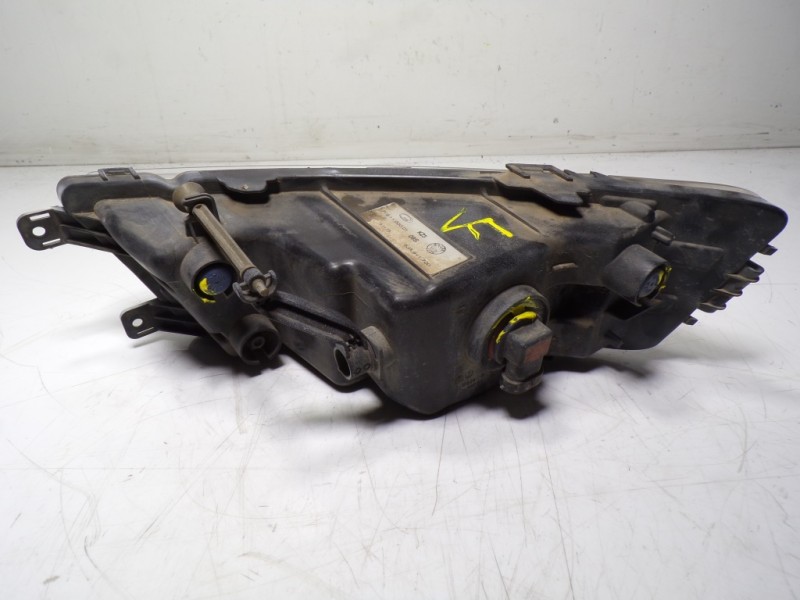 Recambio de faro antiniebla derecho para skoda rapid 1.6 tdi dpf referencia OEM IAM 5JA941702 5JA941700 