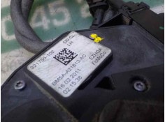 Recambio de cerradura puerta delantera izquierda para ford focus lim. (cb8) 1.6 tdci cat referencia OEM IAM 2070970 BM5AA21813AC 2