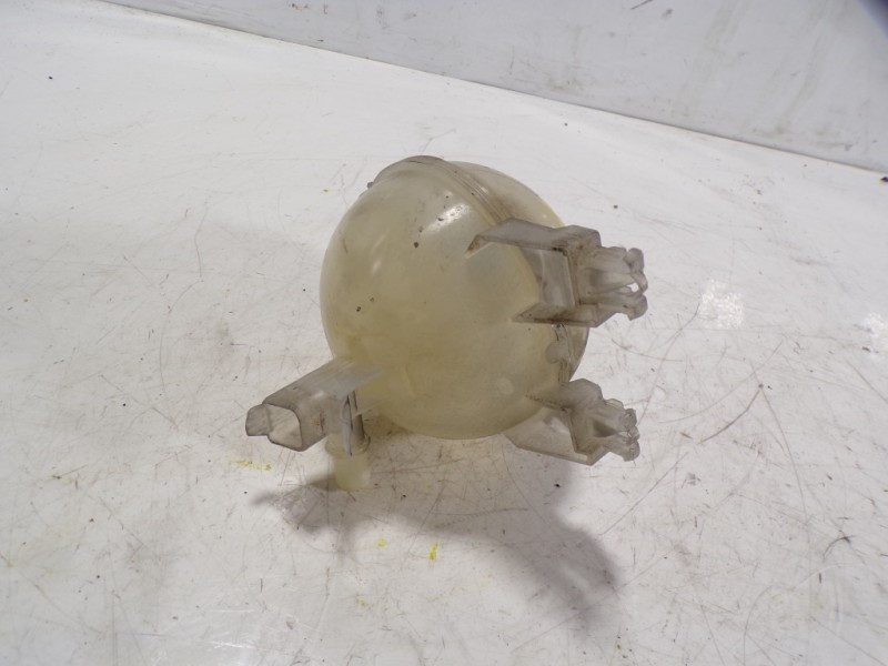 Recambio de deposito expansion para peugeot 208 1.2 12v e-vti referencia OEM IAM 9800777280  