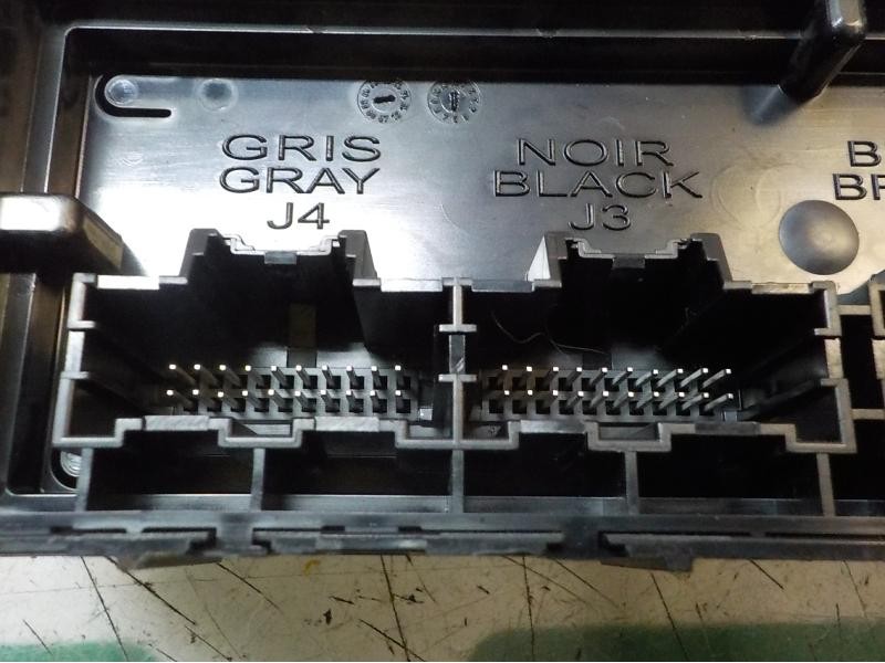 Recambio de modulo electronico para opel astra j lim. selective referencia OEM IAM 13586728 13586728 