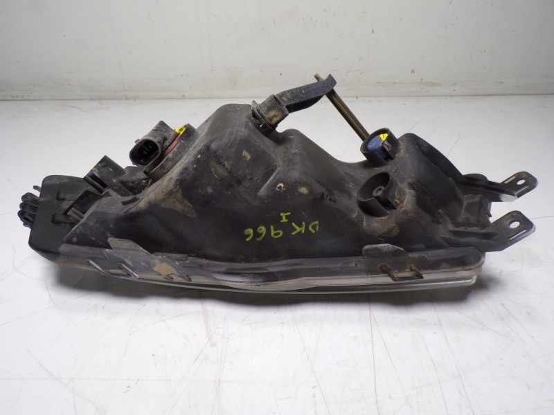 Recambio de faro antiniebla izquierdo para skoda rapid 1.6 tdi dpf referencia OEM IAM 5JA941701 5JA941699 