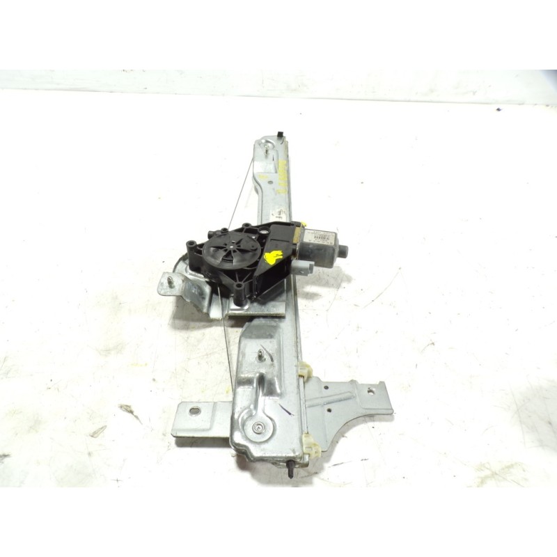 Recambio de elevalunas delantero derecho para peugeot 208 1.2 12v e-vti referencia OEM IAM 9673154380 9674254380 0130822702