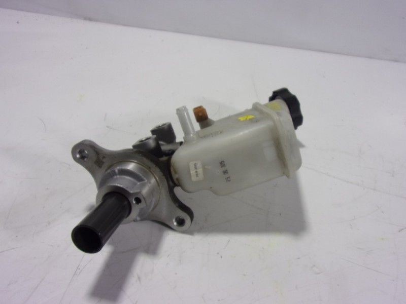 Recambio de bomba freno para kia cee´d 1.6 gdi cat referencia OEM IAM 58510A5200  