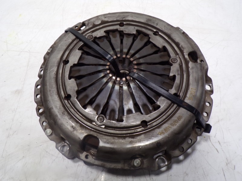 Recambio de kit embrague para peugeot 308 1.6 16v hdi fap referencia OEM IAM 2052Z0 9670270580 