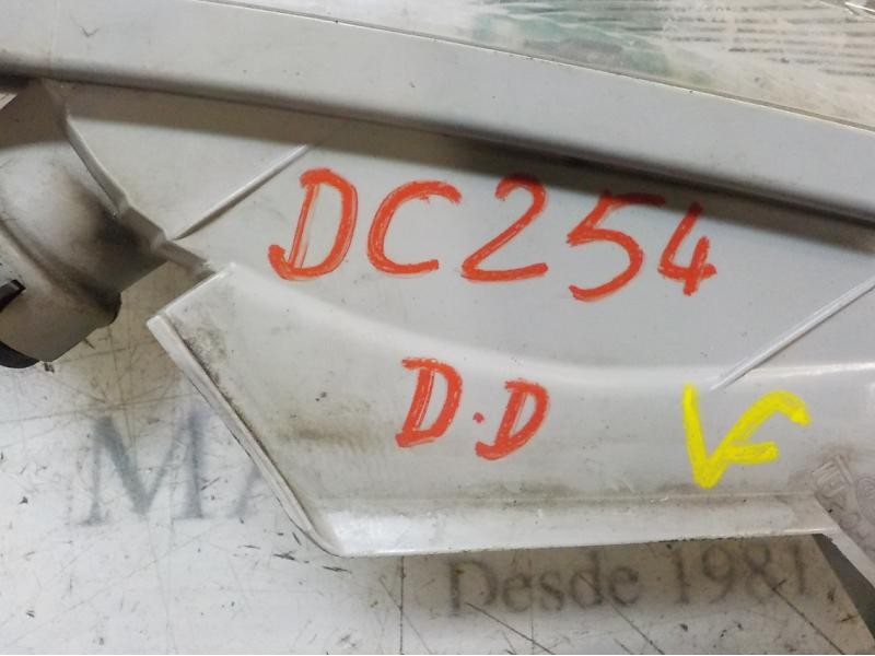 Recambio de piloto delantero derecho para opel astra j lim. selective referencia OEM IAM 13367143 13367143 