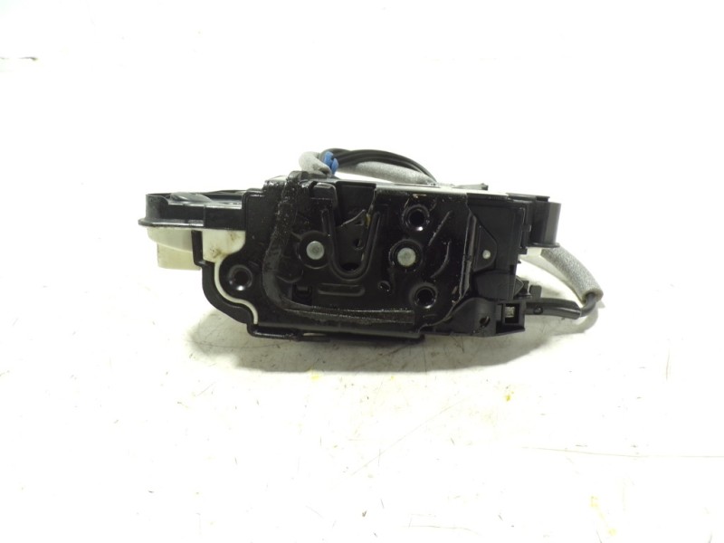 Recambio de cerradura puerta delantera izquierda para volkswagen scirocco (138) r-line bmt referencia OEM IAM 5N1837015M 5N18370