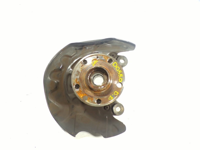 Recambio de mangueta delantera derecha para audi a3 sportback (8vf) 1.6 tdi referencia OEM IAM 5Q0407256Q  