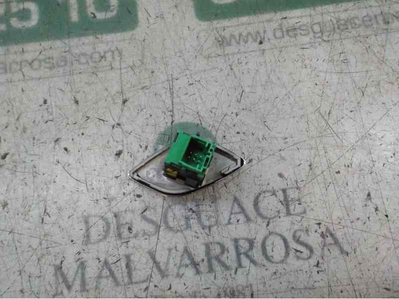 Recambio de mando multifuncion para citroën c3 1.6 16v hdi referencia OEM IAM 6490ET  