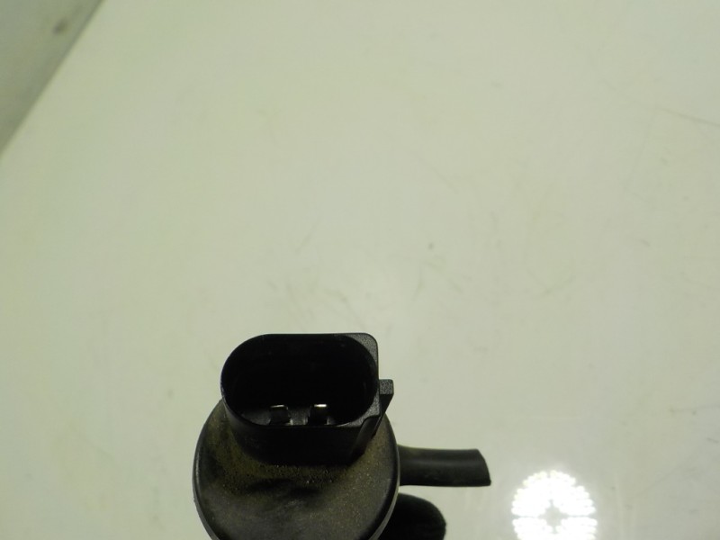 Recambio de bomba limpia para bmw x1 (e84) sdrive 20d referencia OEM IAM 67127302588 7345885 