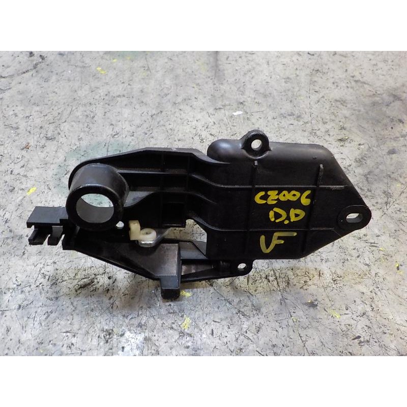 Recambio de maneta interior delantera derecha para fiat nuova 500 (150) 1.2 cat referencia OEM IAM 71749972  