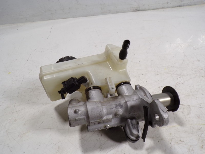 Recambio de bomba freno para audi q2 (gab) 30 tfsi advanced referencia OEM IAM 5Q1614019RREP  