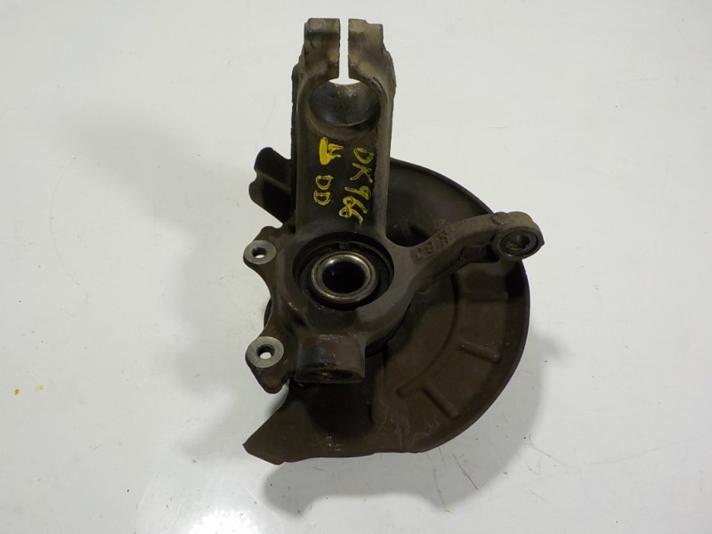 Recambio de mangueta delantera derecha para skoda rapid 1.6 tdi dpf referencia OEM IAM 6Q0407256S  6R0407621A