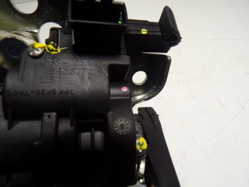 Recambio de cerradura maletero / porton para audi q5 (8r) 3.0 tdi referencia OEM IAM 8R0827505 8R0327505 