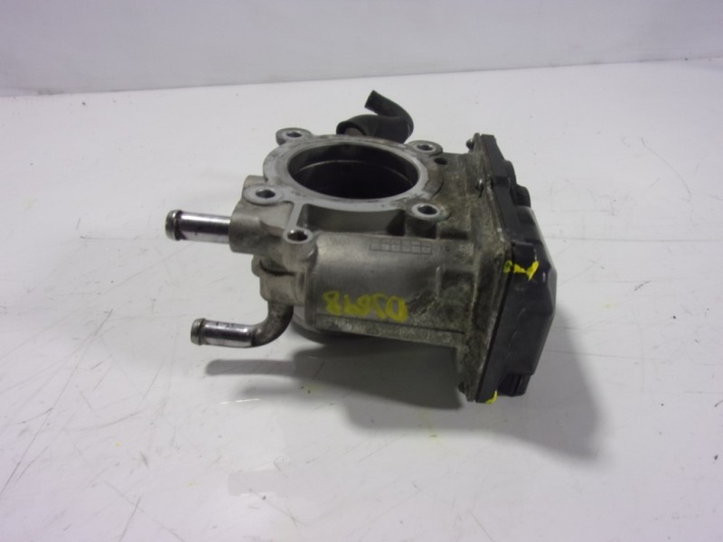 Recambio de caja mariposa para kia cee´d 1.6 gdi cat referencia OEM IAM 351002B300 351002B300 53024S13