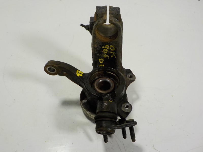 Recambio de mangueta delantera izquierda para skoda rapid 1.6 tdi dpf referencia OEM IAM 6Q0407255S  6R0407621A