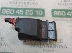 Recambio de caja reles / fusibles para opel astra j lim. selective referencia OEM IAM 13333479 13222786  2