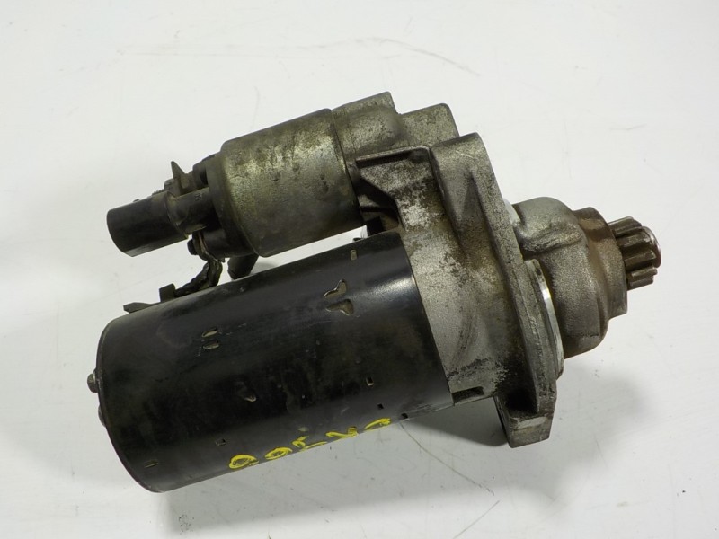 Recambio de motor arranque para skoda rapid 1.6 tdi dpf referencia OEM IAM 02Z911023NX 02Z911023N 