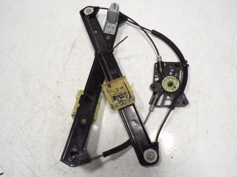 Recambio de elevalunas delantero derecho para audi q2 (gab) 30 tfsi advanced referencia OEM IAM 81A837462 81A837462 4BWA001