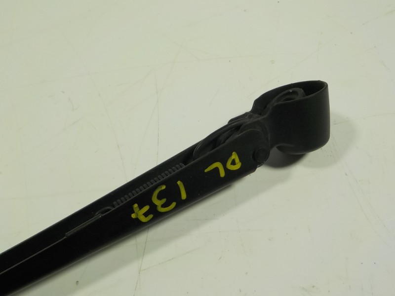 Recambio de brazo limpia trasero para bmw x1 (e84) sdrive 20d referencia OEM IAM 61629449913  