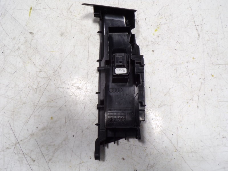 Recambio de mando elevalunas delantero derecho para audi q2 (gab) 30 tfsi advanced referencia OEM IAM 8V0959855B 8V0959855B 