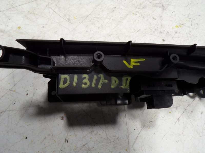 Recambio de mando elevalunas delantero derecho para audi q2 (gab) 30 tfsi advanced referencia OEM IAM 8V0959855B 8V0959855B 