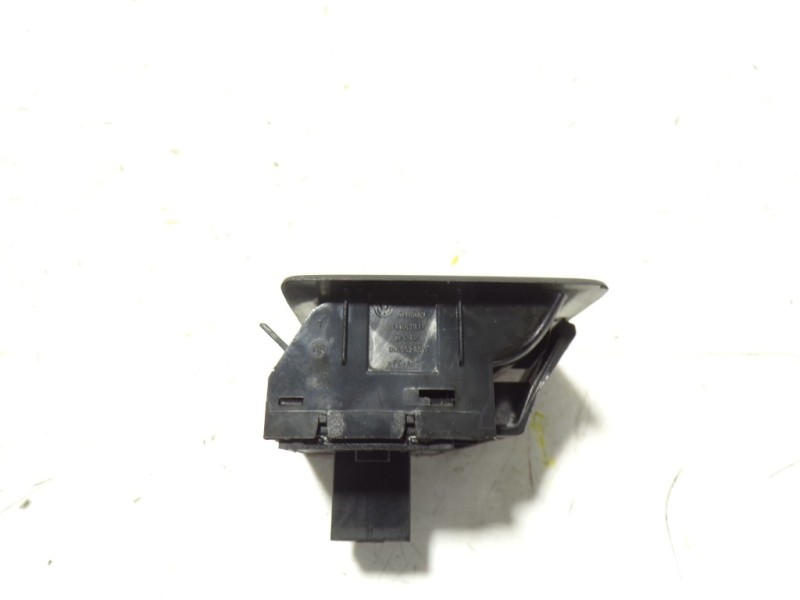 Recambio de mando elevalunas delantero izquierdo para volkswagen scirocco (138) r-line bmt referencia OEM IAM 1K3959857CREH  