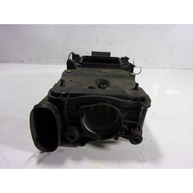 Recambio de filtro aire para mercedes-benz clase c (w204) lim. 2.1 cdi cat referencia OEM IAM A6510901101  