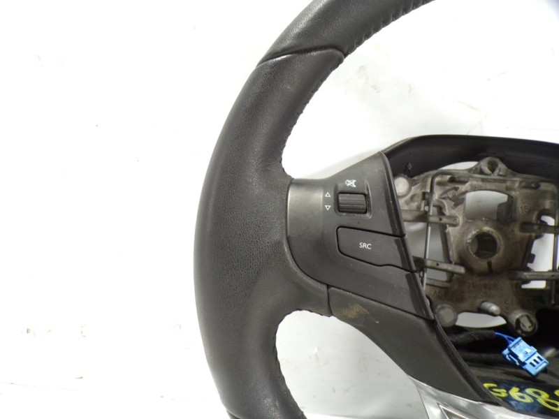 Recambio de volante para peugeot 208 1.2 12v e-vti referencia OEM IAM 96739515ZD  