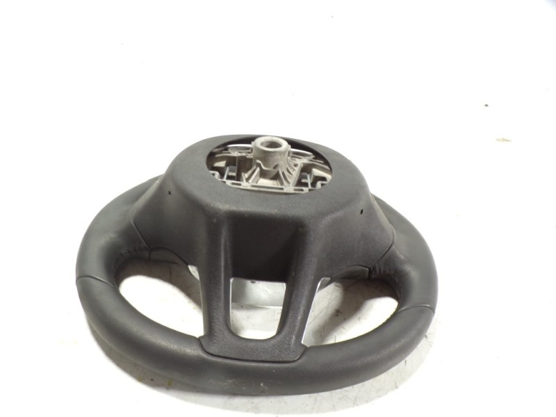 Recambio de volante para peugeot 208 1.2 12v e-vti referencia OEM IAM 96739515ZD  