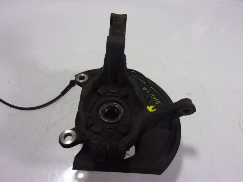 Recambio de mangueta delantera derecha para nissan qashqai (j10) 1.6 dci turbodiesel cat referencia OEM IAM 40014JD000  