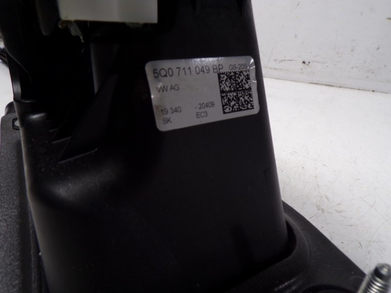 Recambio de palanca cambio para audi q2 (gab) 30 tfsi advanced referencia OEM IAM 5Q0711049BP 5Q0711049BP 1934020409