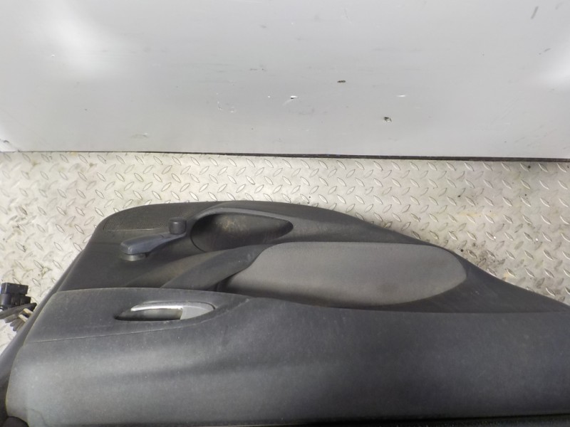 Recambio de puerta trasera izquierda para citroën c3 1.4 hdi referencia OEM IAM 9002CC  