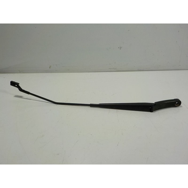 Recambio de brazo limpia delantero derecho para seat ibiza (kj1) 1.0 referencia OEM IAM 6F1955410A  