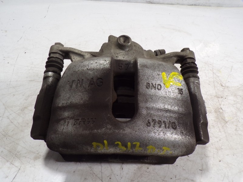 Recambio de pinza freno delantera izquierda para audi q2 (gab) 30 tfsi advanced referencia OEM IAM 8V0615123  