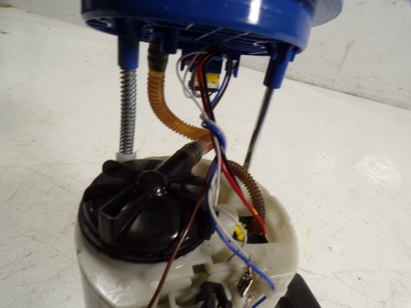 Recambio de aforador para seat arona 1.0 tsi referencia OEM IAM 2Q0919051F 2Q0919051F 