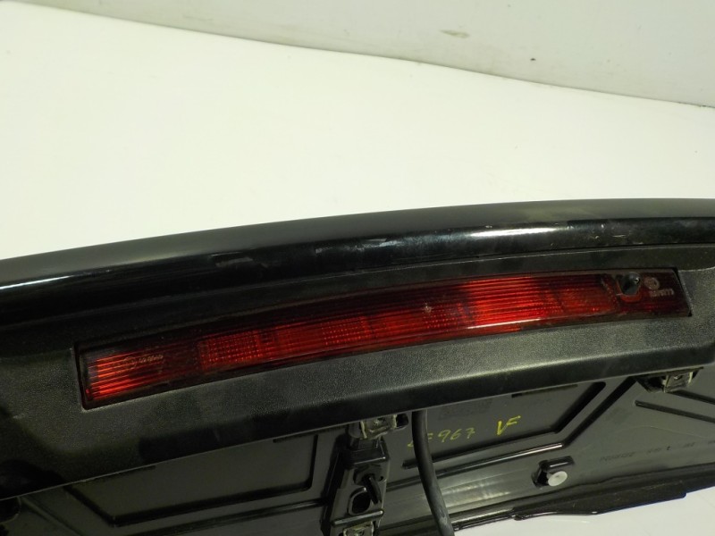 Recambio de aleron trasero para renault captur 1.2 tce energy referencia OEM IAM 960306591R  